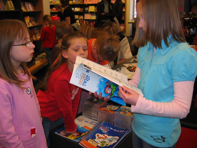 gal/2008/2008 12.04. Mayersche Buchhandlung CD Praesentation/IMG_3478.JPG